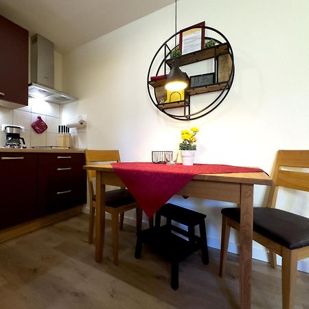 Ferienwohnung Hahns รอสต็อค ภายนอก รูปภาพ